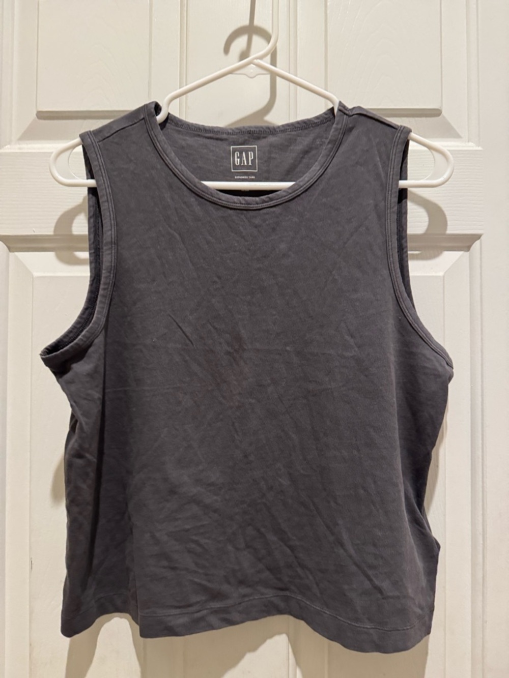 Gap Women’s Shrunken Tank Size Medium